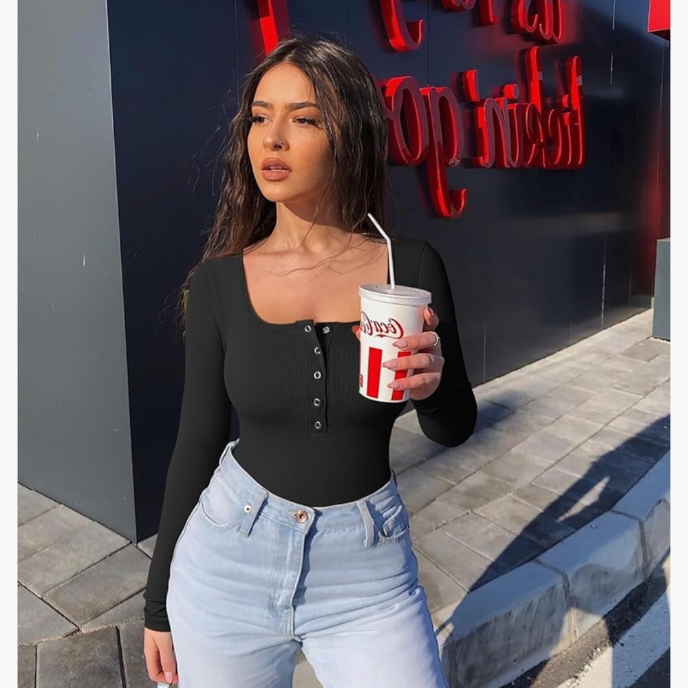 QQQ waist snatching ribbed bodysuit